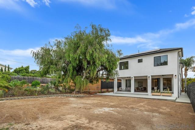 1826 Galveston St, San Diego CA: https://media.crmls.org/mediaz/c799173b-9dbb-4ae7-8894-44057ed2ea4c.jpg