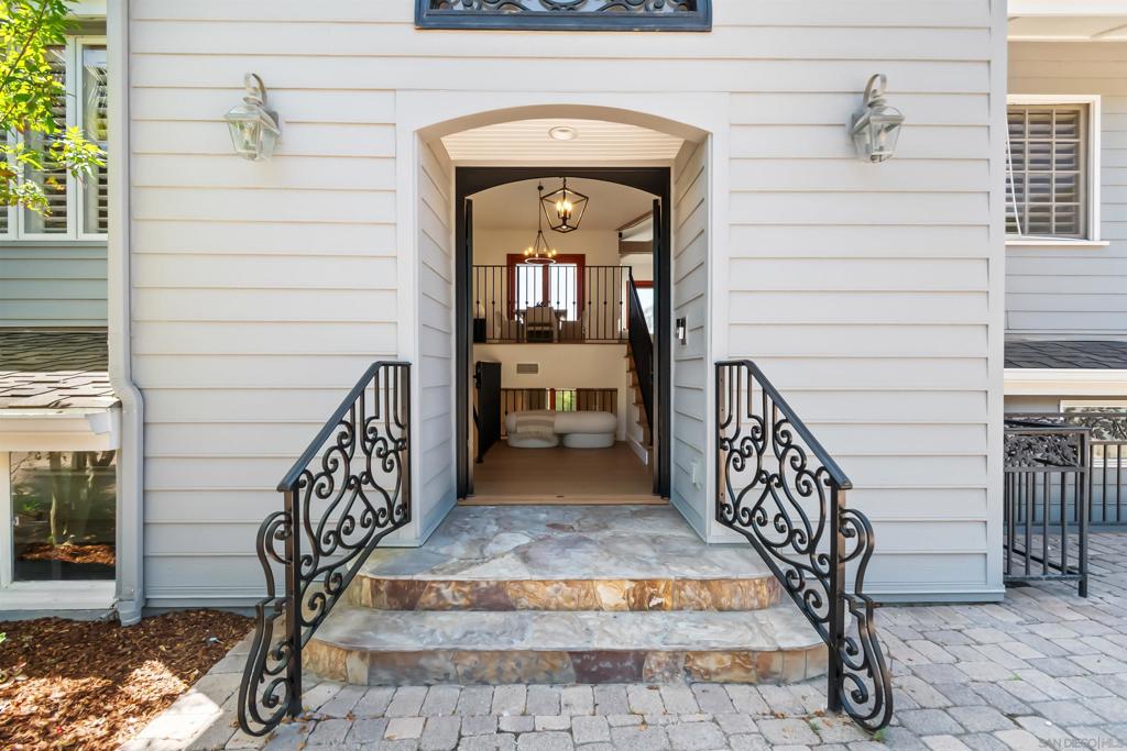 226 Stratford Park Cir - photo 4