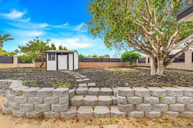 Image 35 of 48 For 4664 Isleta Ave