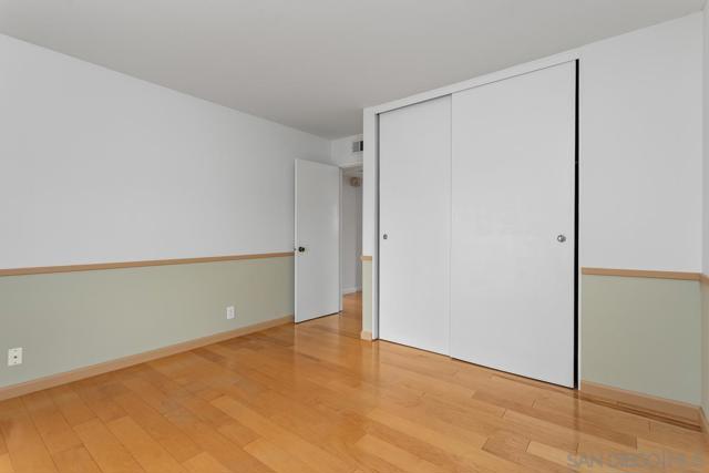 709 Sunflower St, Encinitas CA: https://media.crmls.org/mediaz/c79c4922-1284-4c3d-b092-8ec9d3e02223.jpg