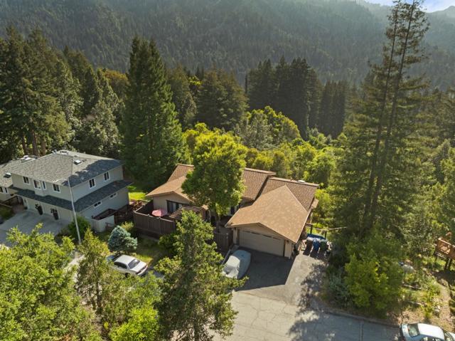 267 Crows Nest Drive, Boulder Creek CA: https://media.crmls.org/mediaz/c79c5c40-9c84-47d8-96d0-98b2a67113fc.jpg
