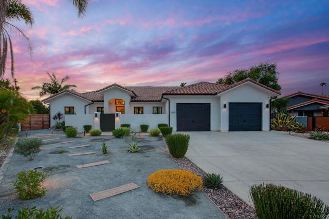 2630 Vistosa Place, Carlsbad CA: https://media.crmls.org/mediaz/c79cea45-3b7c-4ba4-a6cb-966009d0fa38.jpg