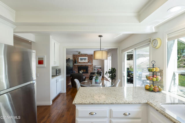 Image 11 of 33 For 6564 Woodcrest Place
