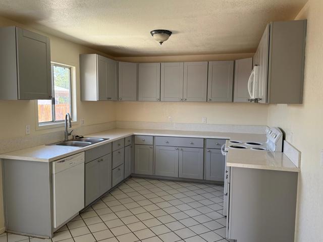 Image 1 of 11 For 54280 Avenida Vallejo