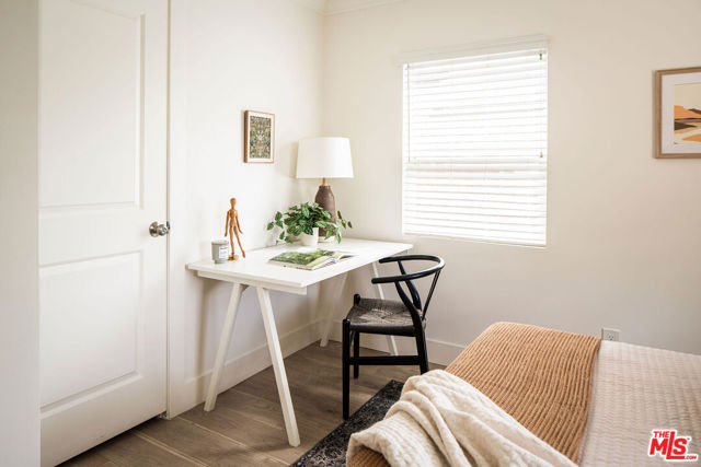 Image 10 of 24 For 2354 Landa Street