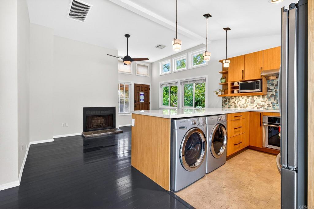 4482 North Avenue - photo 10