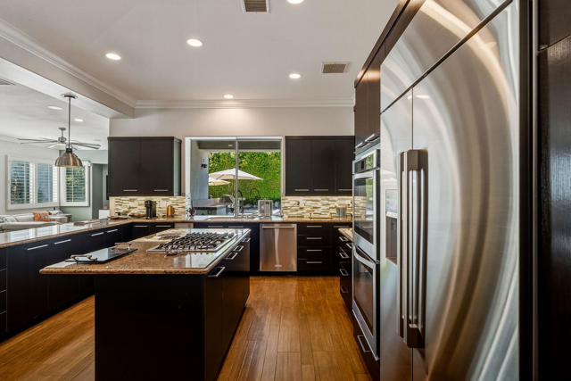 42 Abby Road, Rancho Mirage, CA 92270