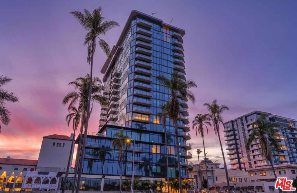 525 Olive Street #204