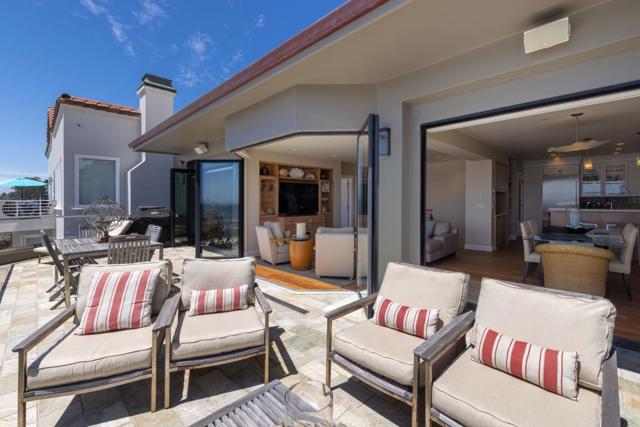 643 Beach Drive, Aptos CA: https://media.crmls.org/mediaz/c7a32bb7-c596-4b68-8da8-5536ce3542e6.jpg