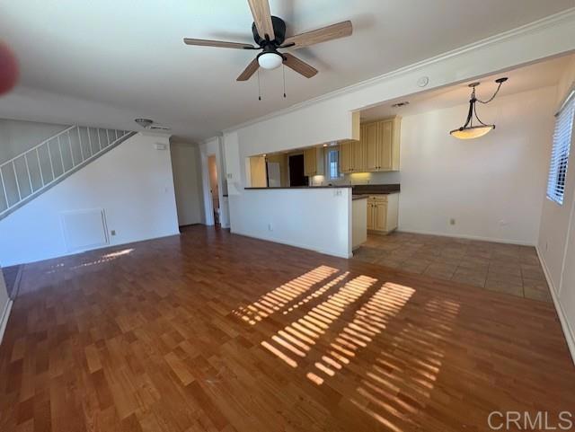 Detail Gallery Image 4 of 19 For 840 Olive Ave, Coronado,  CA 92118 - 2 Beds | 1/1 Baths