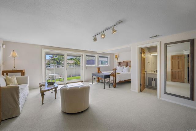 Detail Gallery Image 32 of 45 For 2542 Manchester Ave, Cardiff By The Sea,  CA 92007 - 3 Beds | 3/1 Baths