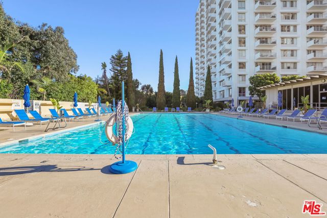 2170 Century Parkway, Los Angeles CA: https://media.crmls.org/mediaz/c7a59379-45d0-42af-a280-47d8ac7a6000.jpg