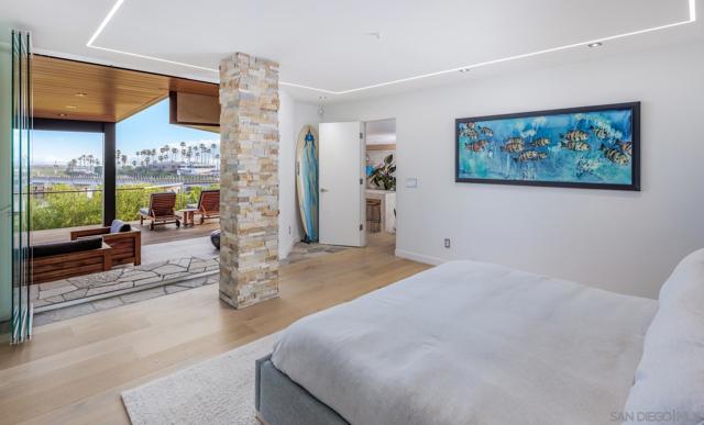 Image 28 of 47 For 2516 San Elijo Ave