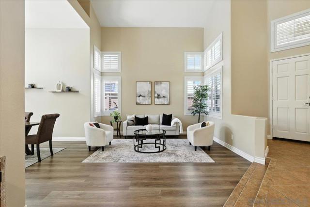 12224 Mulholland Ct, San Diego CA: https://media.crmls.org/mediaz/c7a6d18d-d8c9-443b-ace4-bf6d1c0795ad.jpg