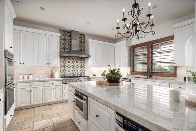 7576 Northern Lights, San Diego CA: https://media.crmls.org/mediaz/c7a6f9d1-2d23-427d-b17f-77579a7bfa87.jpg