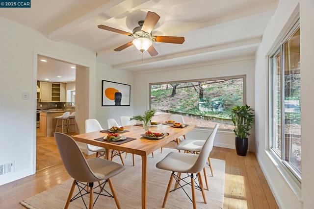 9 Wanda Way, Martinez CA: https://media.crmls.org/mediaz/c7a7128e-ef2e-4be0-b13e-d73817acccb5.jpg