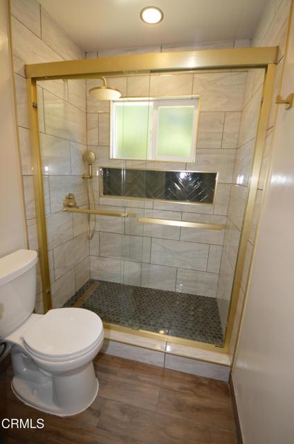 2009 Buena Vista Drive, Camarillo CA: https://media.crmls.org/mediaz/c7a93551-2010-4041-8e52-8c1ce1fb9922.jpg