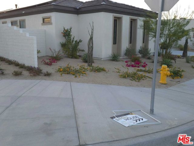 Image 4 of 1 For 49901 Crescent