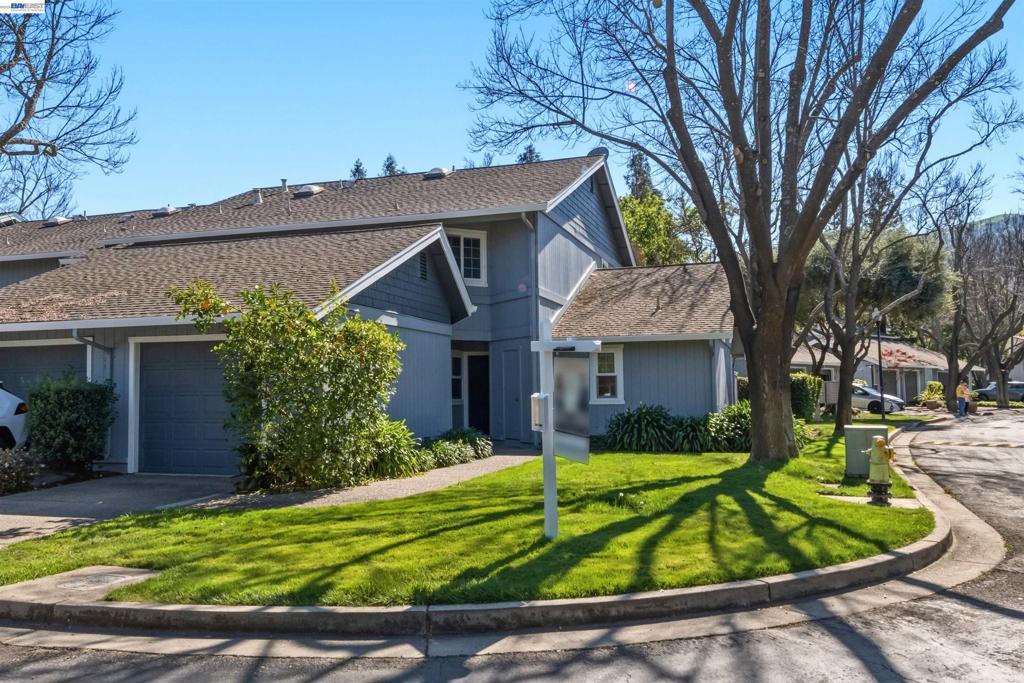 4159 Amberwood Cir