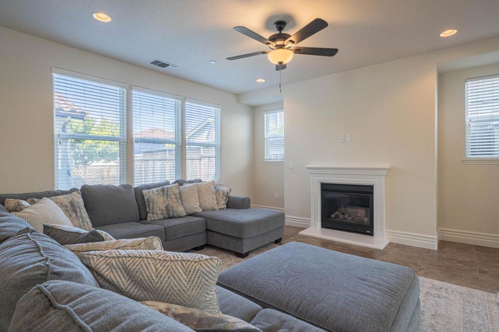 MLS #ML82001212 image #7