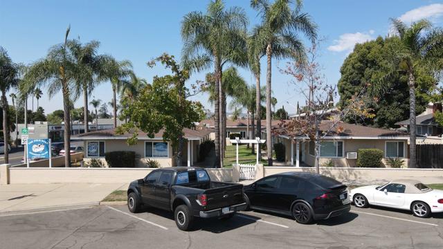 740 Escondido Blvd, Escondido, California 92025, ,Commercial Sale,For Sale,Escondido Blvd,240028584SD