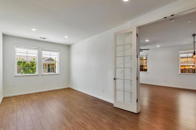 1254 Steinbeck Drive, Hollister CA: https://media.crmls.org/mediaz/c7af1df4-709e-49ed-be6c-931c3c7d66da.jpg
