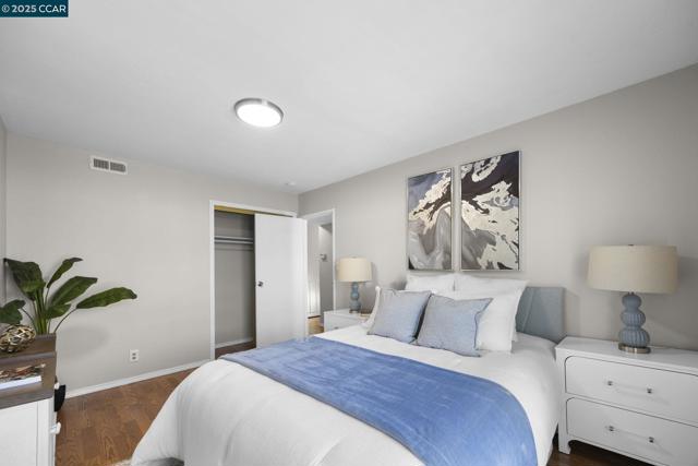 2045 Sierra Rd, Concord CA: https://media.crmls.org/mediaz/c7af1e60-c2d9-4e65-aeea-6e25b09329ba.jpg