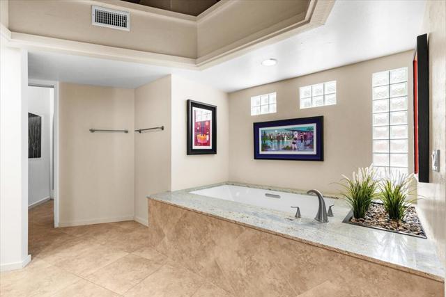 1655 Ridgemore Drive, Palm Springs, CA 92264