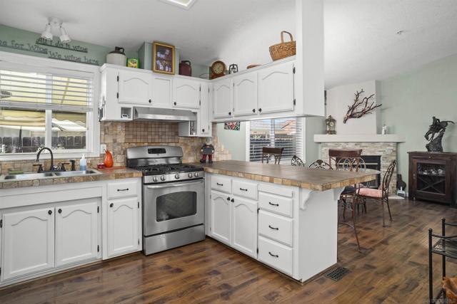 Image 20 of 60 For 9421 Los Coches Rd