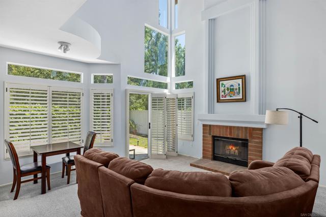 11389 Via Playa De Cortes, San Diego CA: https://media.crmls.org/mediaz/c7b07564-0628-4b80-844d-fffd1eca72da.jpg
