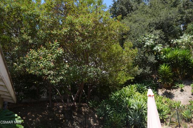 550 Arch Place, Glendale CA: https://media.crmls.org/mediaz/c7b0f4e1-d797-4056-b772-fc4febbbb0f7.jpg