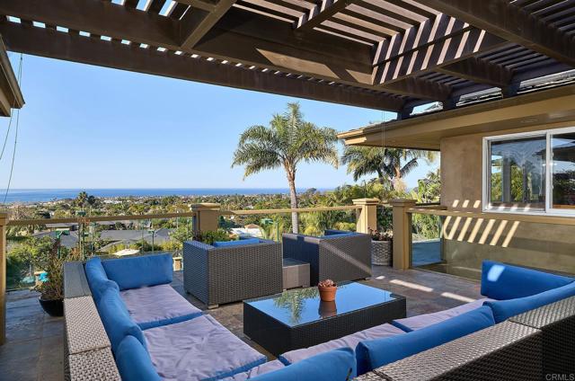 Detail Gallery Image 10 of 35 For 4135 Skyline Rd, Carlsbad,  CA 92008 - 4 Beds | 4/1 Baths