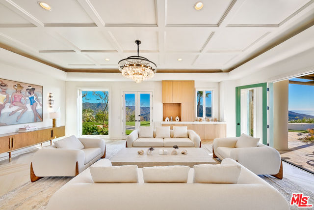 10502 Yellow Hill Road, Malibu CA: https://media.crmls.org/mediaz/c7b198fc-9a8c-4857-82a7-ff8c3c4b5029.jpg