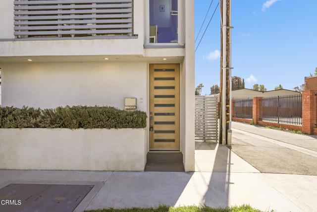 Detail Gallery Image 26 of 30 For 5420 Camellia Ave, North Hollywood,  CA 91601 - 3 Beds | 3/1 Baths