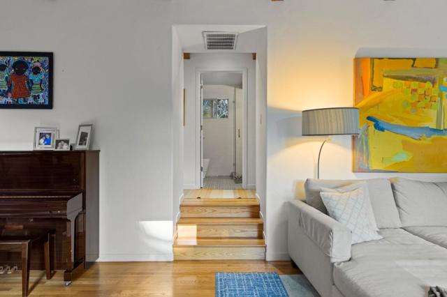 23185 Old Santa Cruz Highway, Los Gatos CA: https://media.crmls.org/mediaz/c7b2ff92-4a01-4d55-87e8-586deafba5a2.jpg
