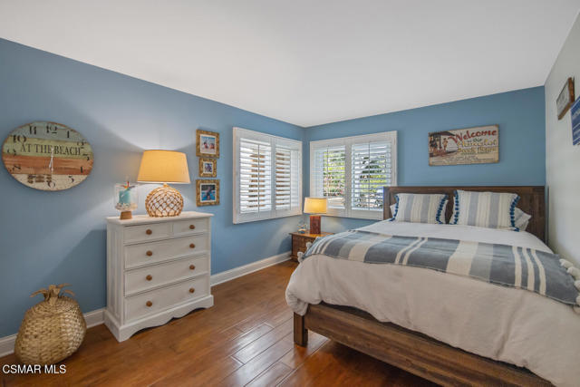 1732 Crooked Trail Place, Westlake Village CA: https://media.crmls.org/mediaz/c7b48644-c2d6-4b88-85cf-cfe5d44413d6.jpg