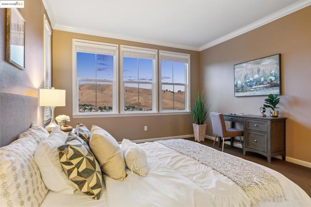 6686 Chalk Hill Ln, Vallejo CA: https://media.crmls.org/mediaz/c7b4e844-3d0d-4074-bba0-474b247682e4.jpg