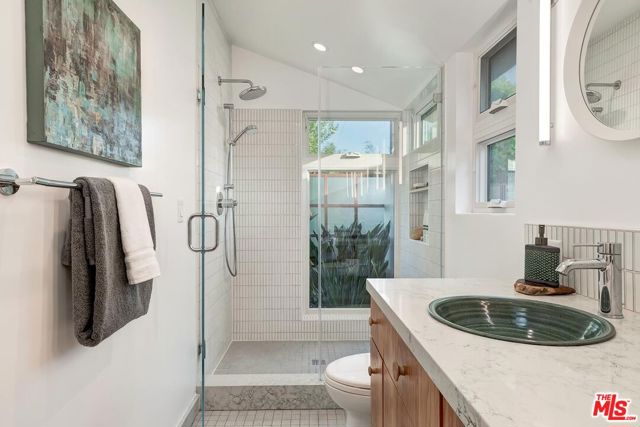3 Bed Home for Sale in Santa Monica, California