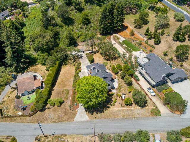 125 Orchard Heights Lane, Corralitos CA: https://media.crmls.org/mediaz/c7b6666b-a9b9-4696-a4a0-1672bc3af546.jpg