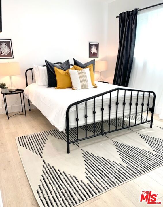 5630 Vantage Avenue, Valley Village CA: https://media.crmls.org/mediaz/c7b6a6c7-66af-4e29-88b3-e2ce8e5fd886.jpg