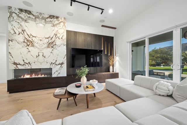 Detail Gallery Image 9 of 72 For 3193 Corte Carlazzo, Chula Vista,  CA 91914 - 4 Beds | 3/1 Baths