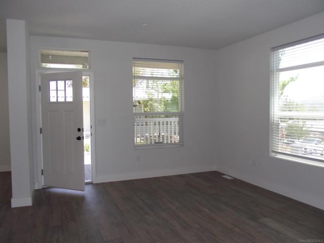 35109 Highway 79, Warner Springs CA: https://media.crmls.org/mediaz/c7b7560c-4df2-44a3-92ab-c81f70f6e4f4.jpg