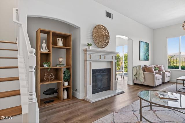 Detail Gallery Image 11 of 66 For 931 Corte Augusta, Camarillo,  CA 93010 - 3 Beds | 2/1 Baths