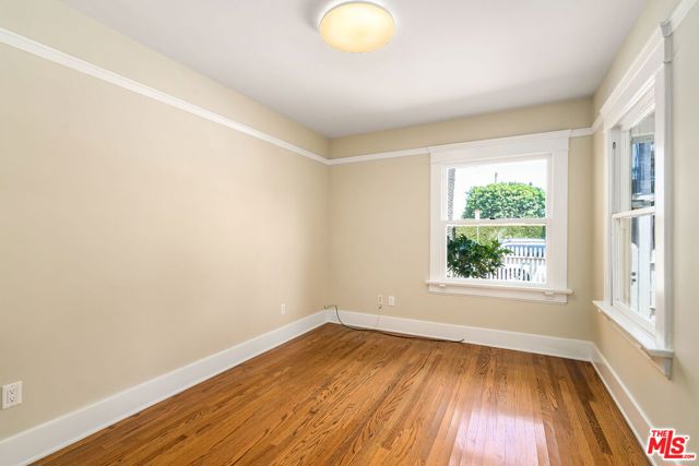 839 Milwood Avenue, Venice CA: https://media.crmls.org/mediaz/c7b81541-1088-4ebd-a01c-fea2a34b23f7.jpg