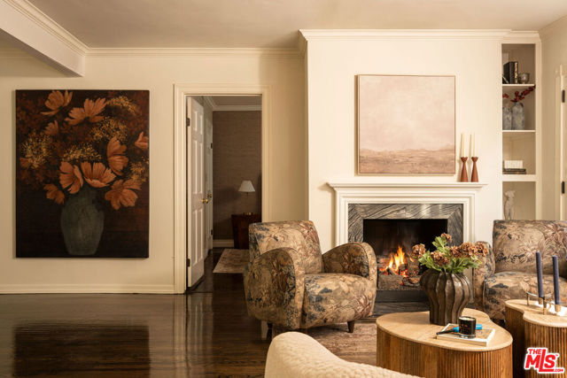 2533 Benedict Canyon Drive, Beverly Hills CA: https://media.crmls.org/mediaz/c7b8c15a-5a8a-4e8c-ac32-83ade5732c9a.jpg