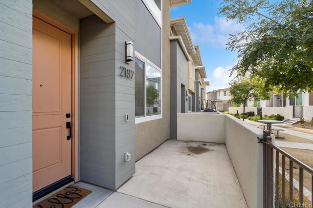 Detail Gallery Image 8 of 70 For 2187 Bluestone Cir, Chula Vista,  CA 91913 - 3 Beds | 2/1 Baths