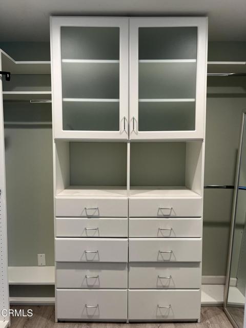 Detail Gallery Image 34 of 38 For 2827 Pierpont Bld, Ventura,  CA 93001 - 4 Beds | 4 Baths