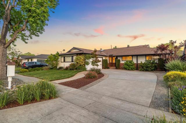 1592 Chambers Drive, San Jose CA: https://media.crmls.org/mediaz/c7bc2688-4493-4df8-b4b3-b5fae62ef4f3.jpg