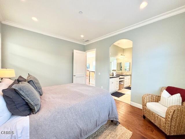 117 Glendale Avenue, Oxnard CA: https://media.crmls.org/mediaz/c7bc3d92-be6e-48fd-9a42-b2805d307e3f.jpg