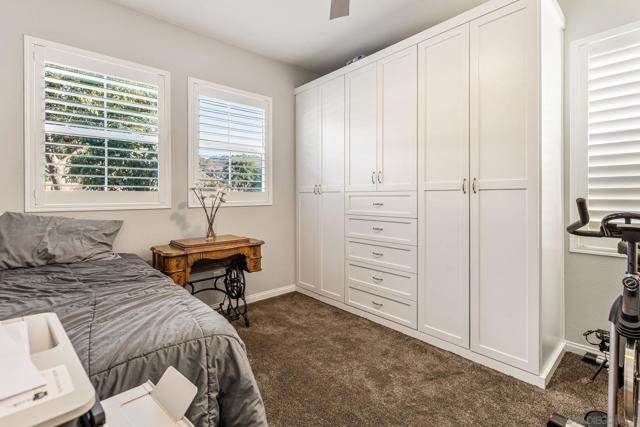 2769 Overlook Point Dr, Escondido CA: https://media.crmls.org/mediaz/c7bcb411-1837-4284-a67d-05bfe39a1373.jpg